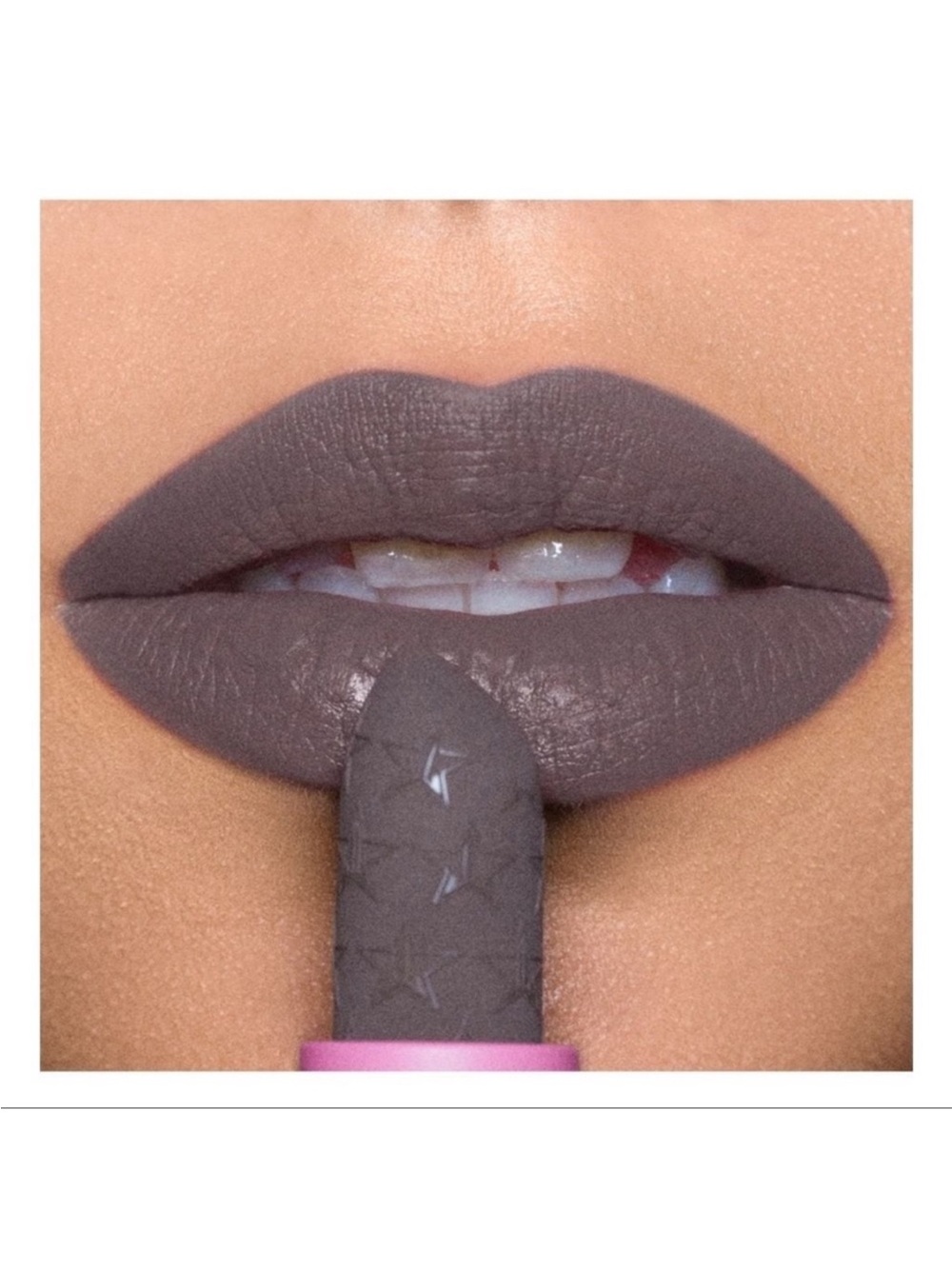 Jeffree Star Cosmetics Velvet Trap LipstickGrave Digger